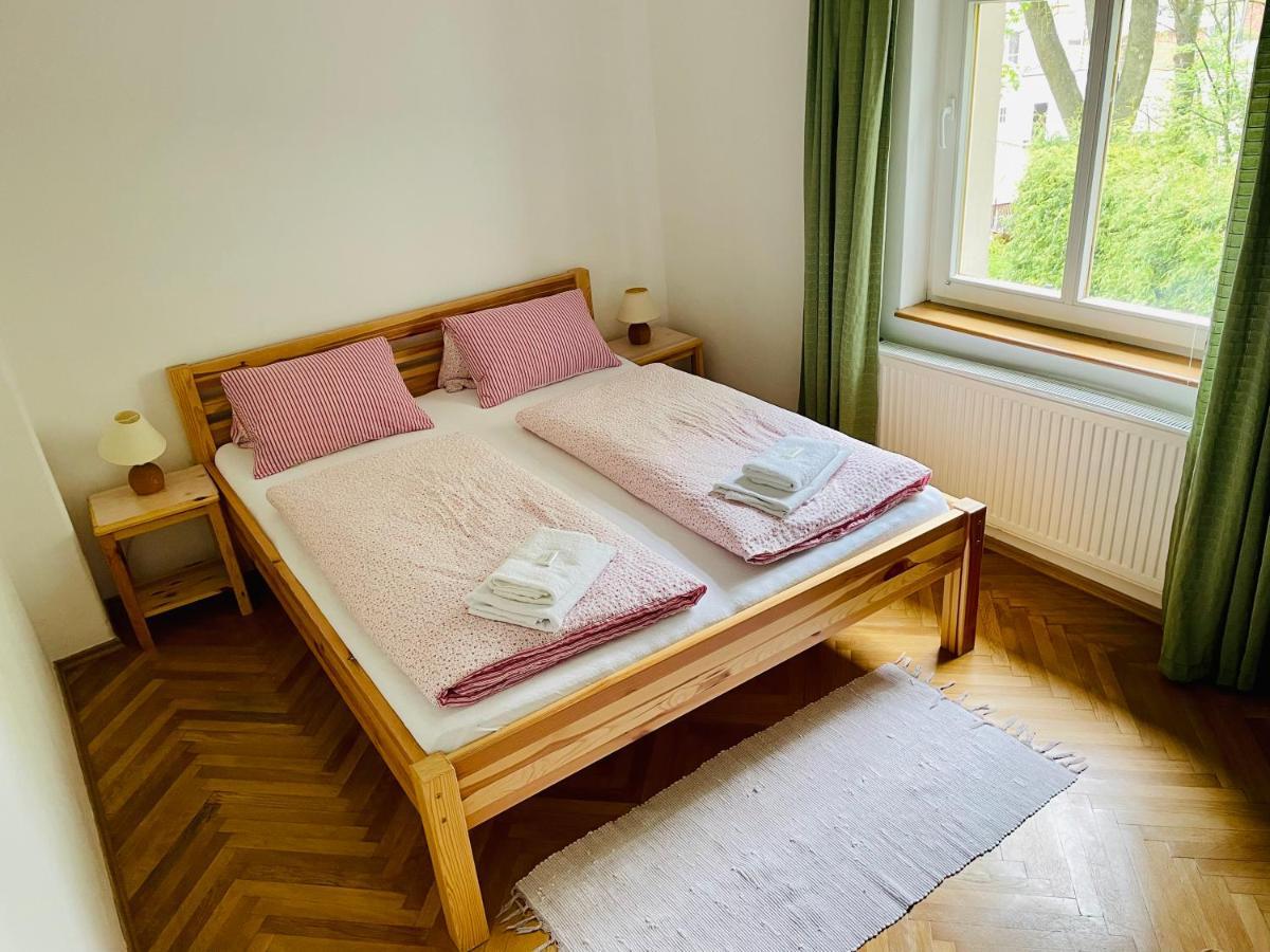 Pension Family Karlovy Vary Ngoại thất bức ảnh