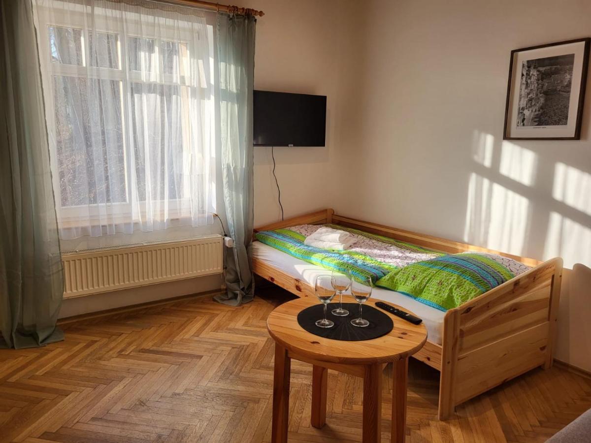 Pension Family Karlovy Vary Ngoại thất bức ảnh